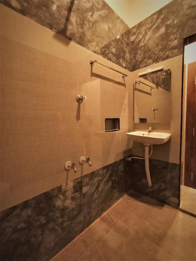 Hotel Elite Rāmeswaram Exteriör bild