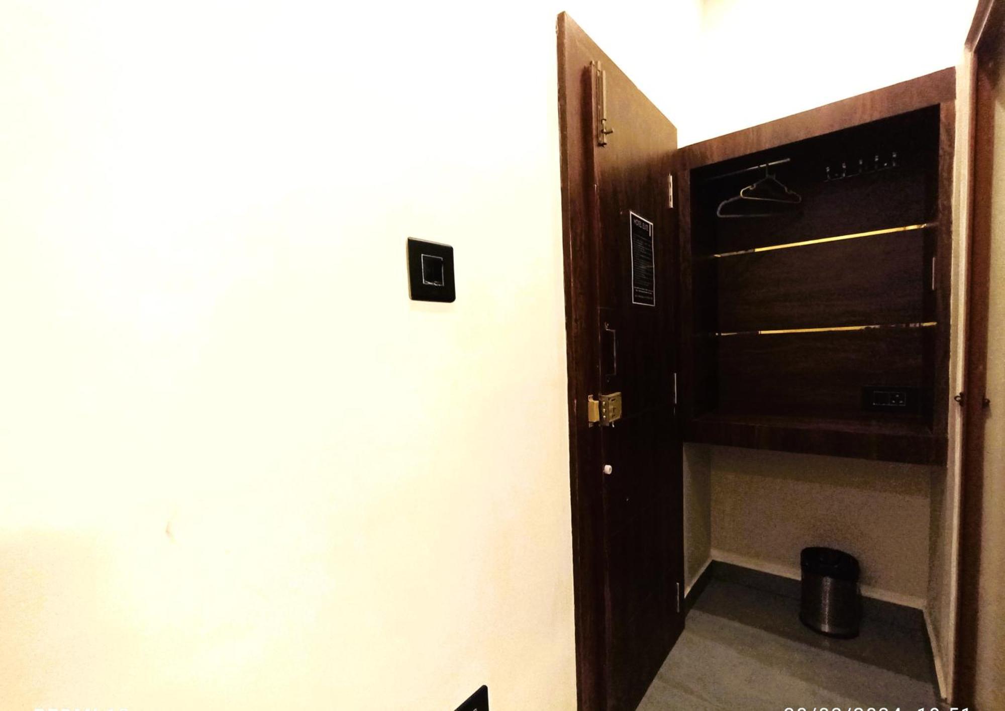 Hotel Elite Rāmeswaram Exteriör bild